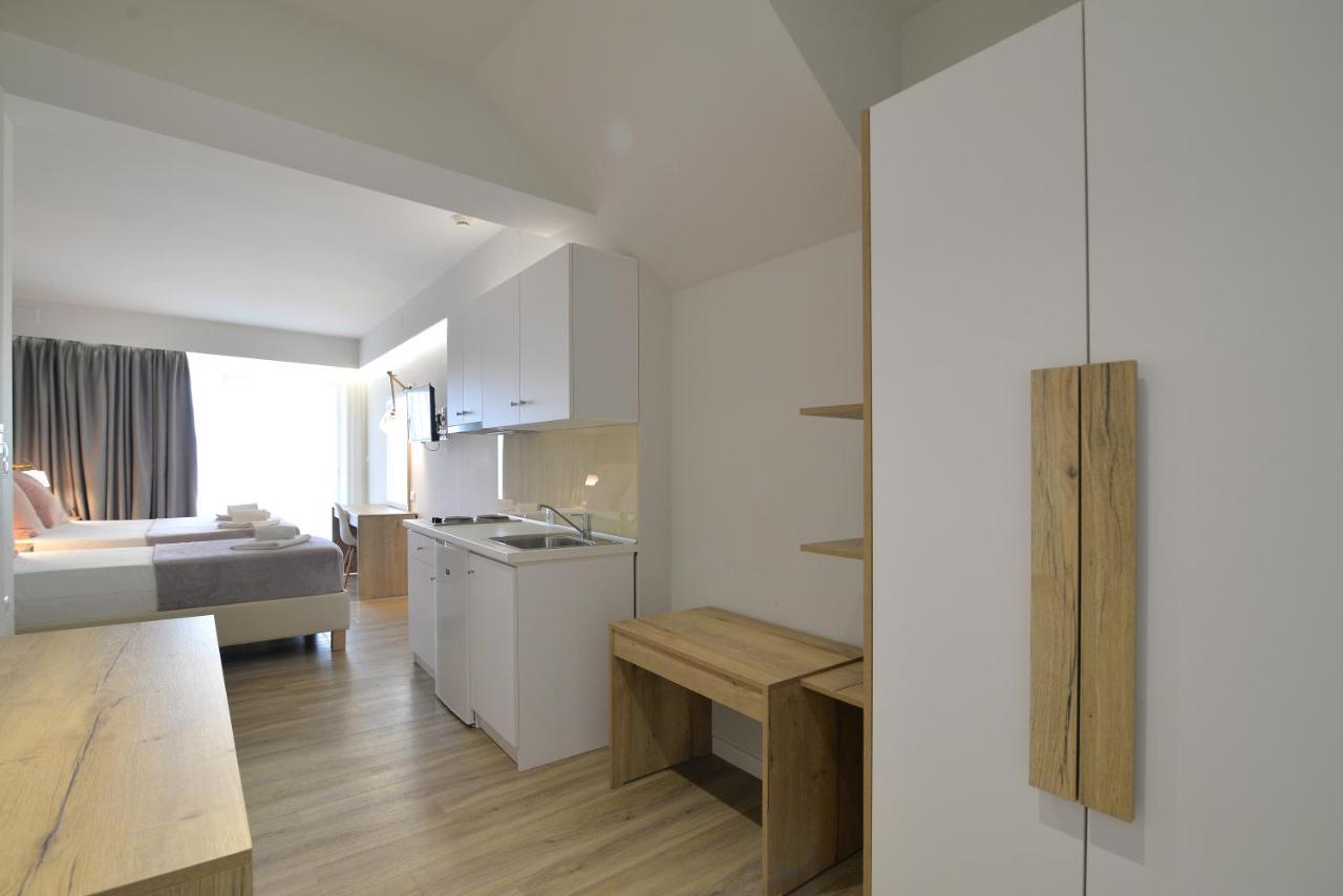 Nefeli Aparthotel *