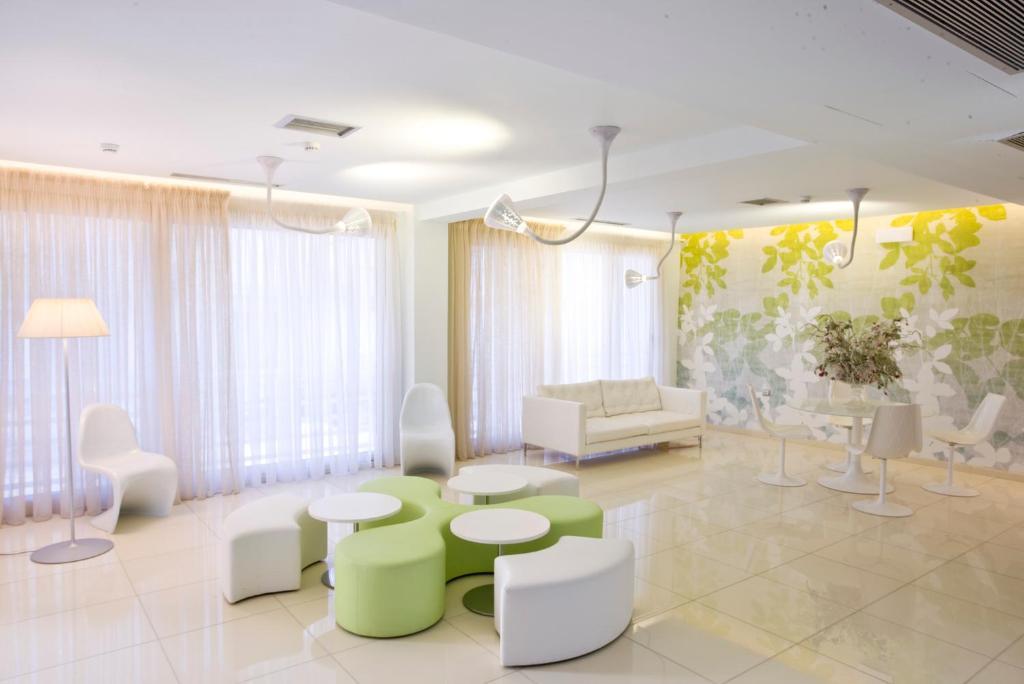 Nefeli Aparthotel
